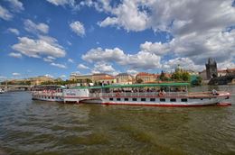 Picture of Boat Vltava Rental 1 hour cruise