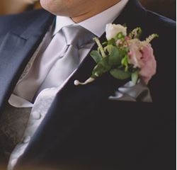 Picture of Buttonhole for groom/bestmen/father