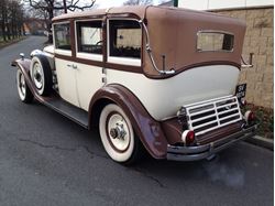 Obrázek z Cadillac 353 Vanden Plas Landaulette - 1930 