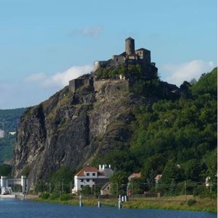 Picture of Strekov Castle
