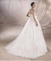 Picture of Wedding dress Yoraima