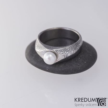Obrázek z Zásnubní prsten Gracia a pravá říční perla 