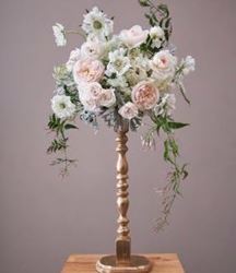 Picture of Flower decoration on candleholder