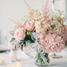 Picture of Centrepieces - cream and pink flowers