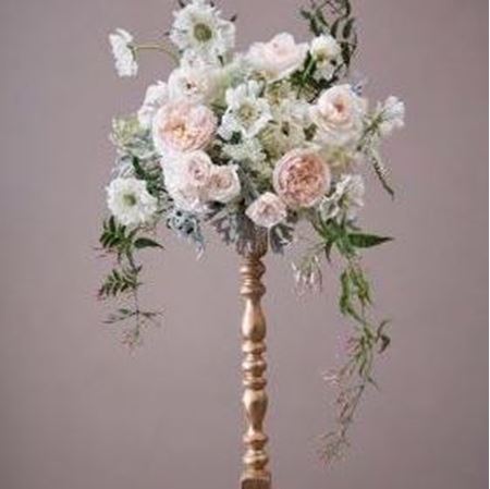 Picture of Flower decoration on candleholder