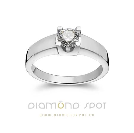 Picture of Ring with Natural Diamond